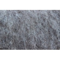 Naturlig tyrolsk kardet ull